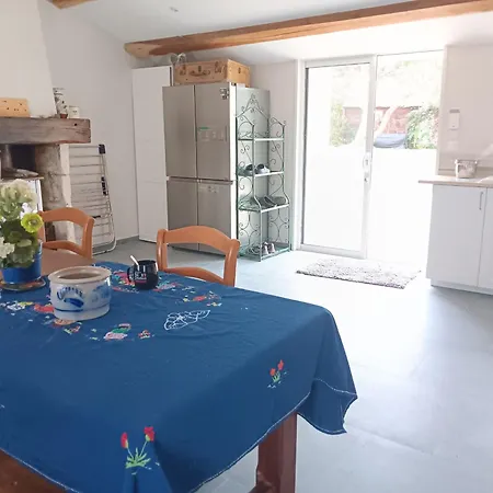 Maison Familiale Au Centre Du Bourg, Animaux Sur Demande - Fr-1-476-251 Сasa de vacaciones *