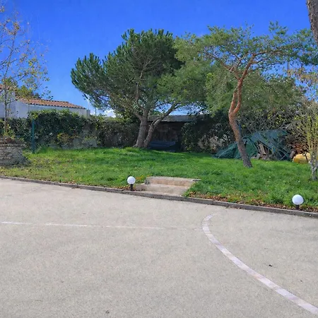Maison Familiale Au Centre Du Bourg, Animaux Sur Demande - Fr-1-476-251 Сasa de vacaciones