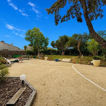 Maison Familiale Au Centre Du Bourg, Animaux Sur Demande - Fr-1-476-251