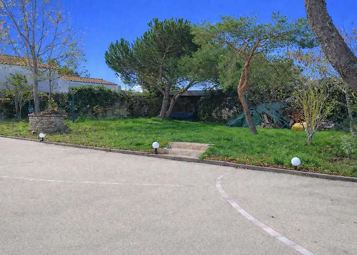 Maison Familiale Au Centre Du Bourg, Animaux Sur Demande - Fr-1-476-251 Casa vacanze